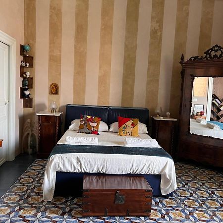 Palazzo Zappata Luxury Room Noto Centro Exterior foto